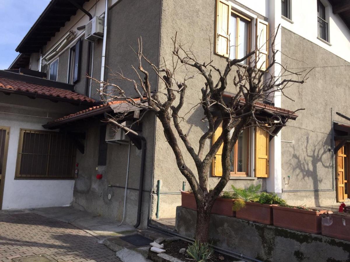 B & B Da Giusy Corte Franca Extérieur photo
