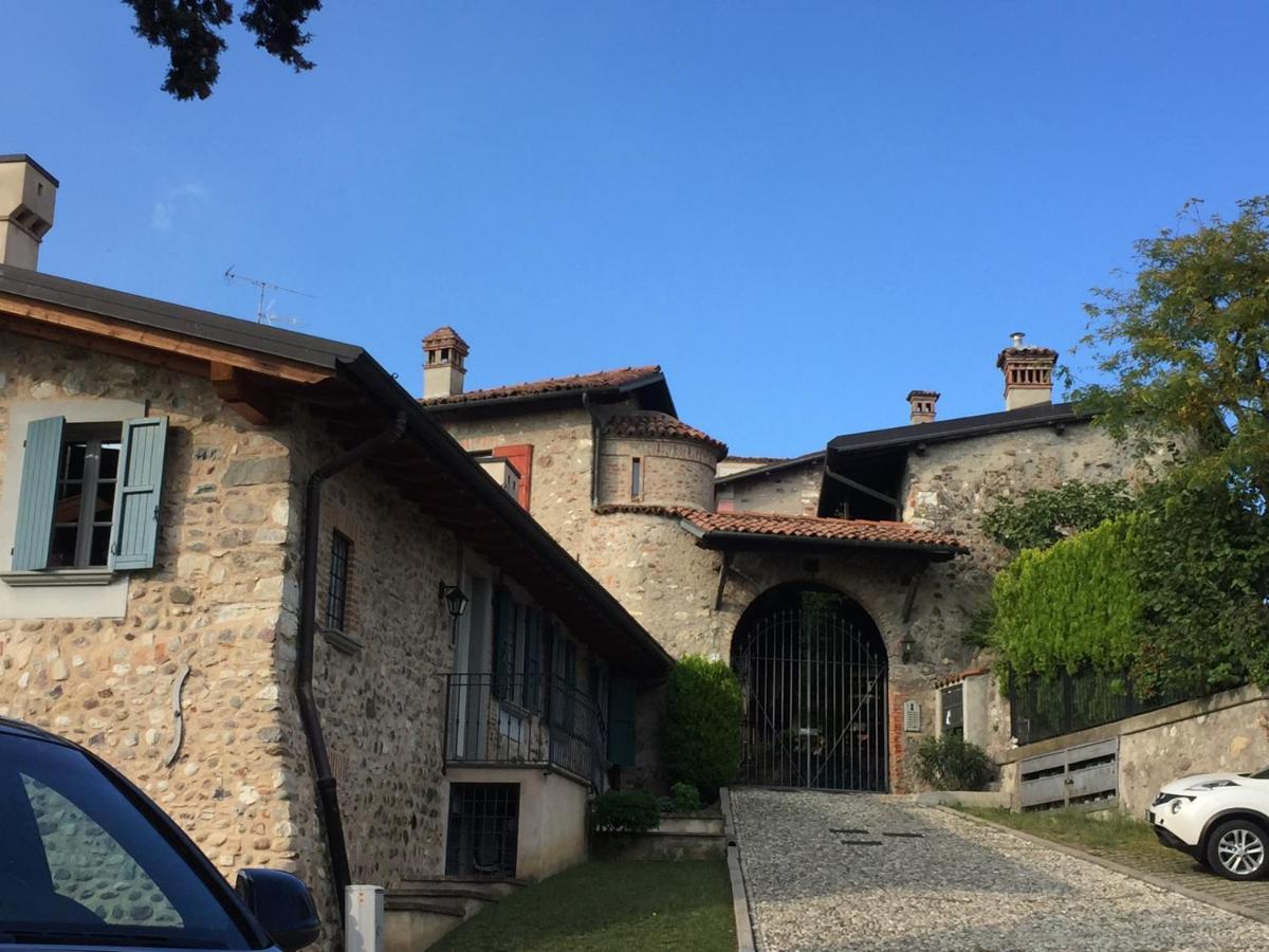 B & B Da Giusy Corte Franca Extérieur photo