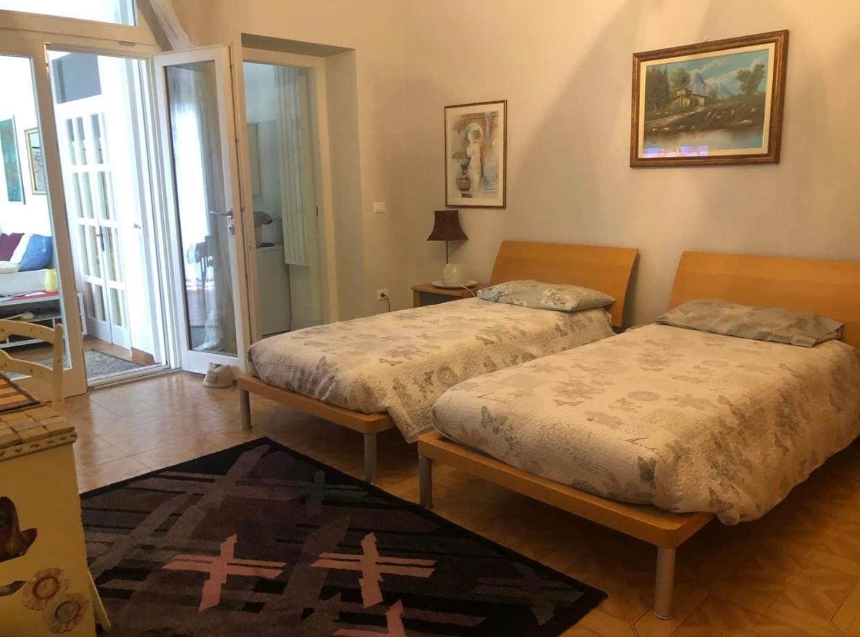 B & B Da Giusy Corte Franca Extérieur photo